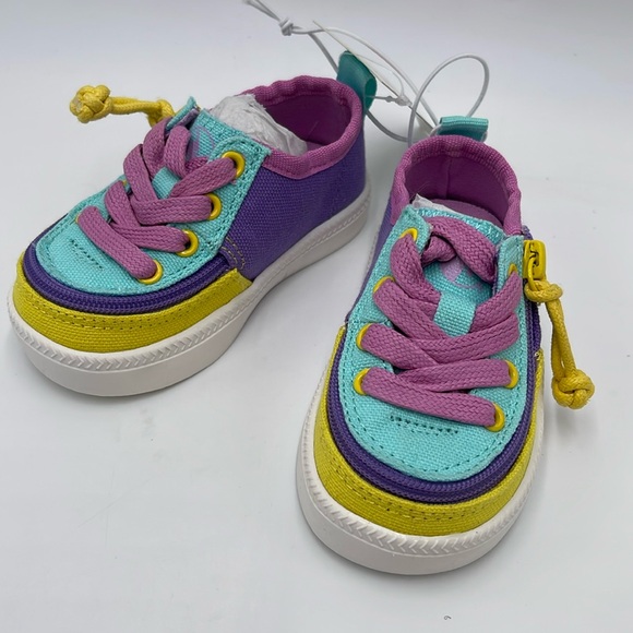 Other - NWT BILLY Footwear Girls’ Haring Colorblock Zipper Sneakers - Size 5